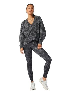 Fabletics Washed Charcoal Tie-Dye V-Neck Pullover(top only)